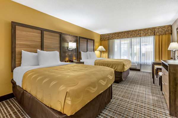  - Quality Inn & Suites Airport Greensboro - I-40, Exit 210