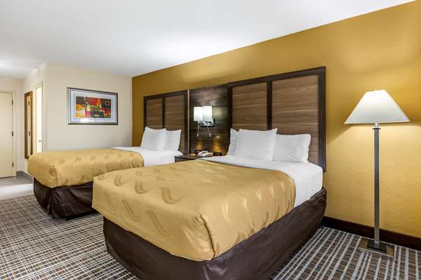  - Quality Inn & Suites Airport Greensboro - I-40, Exit 210