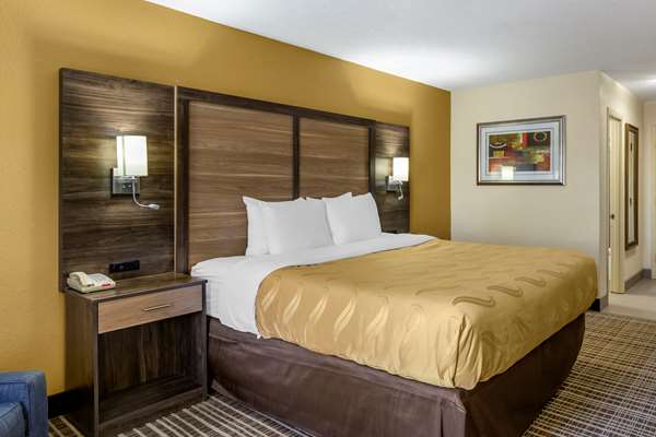  - Quality Inn & Suites Airport Greensboro - I-40, Exit 210