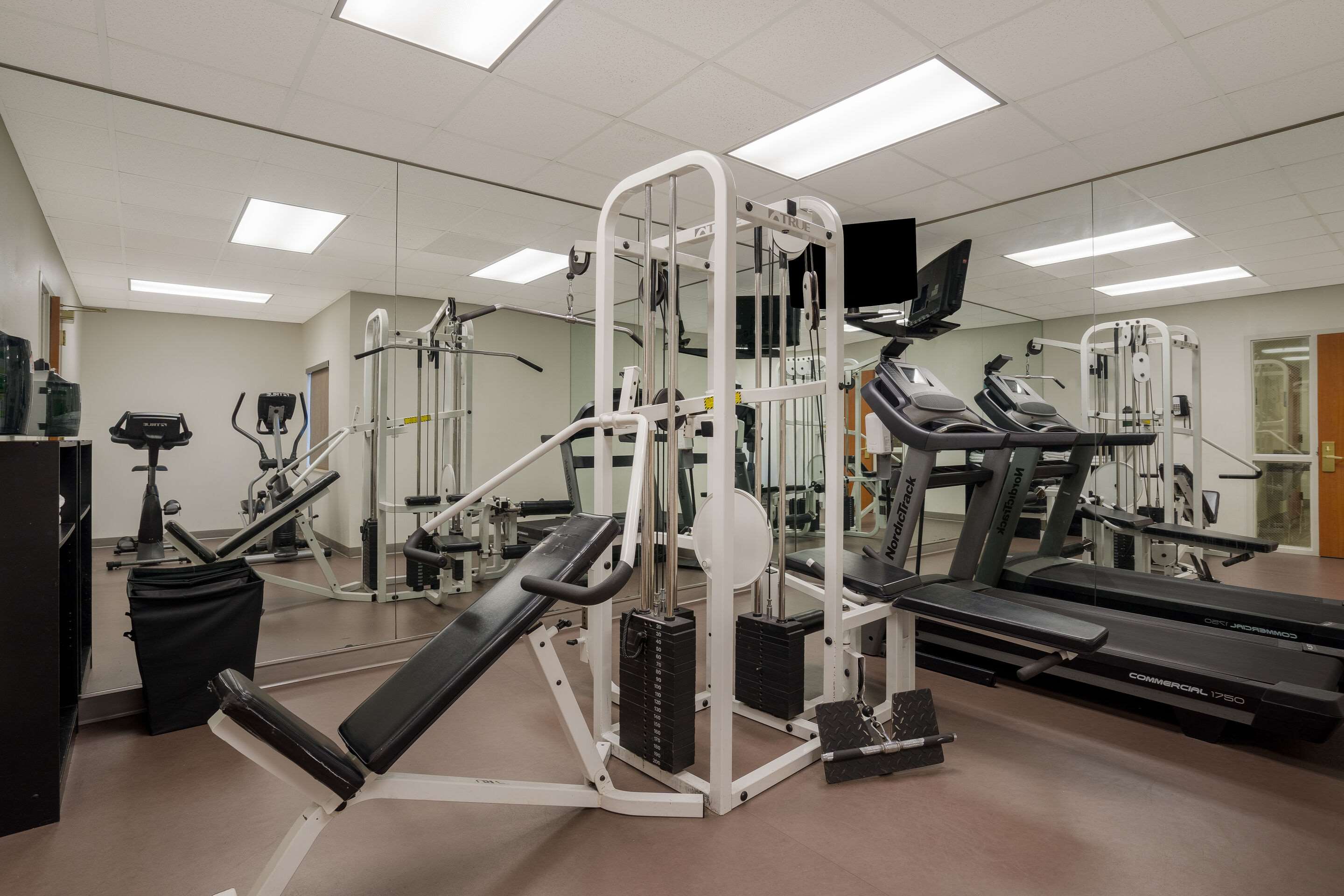 Exercise room | Mainstay Suites Wilmington