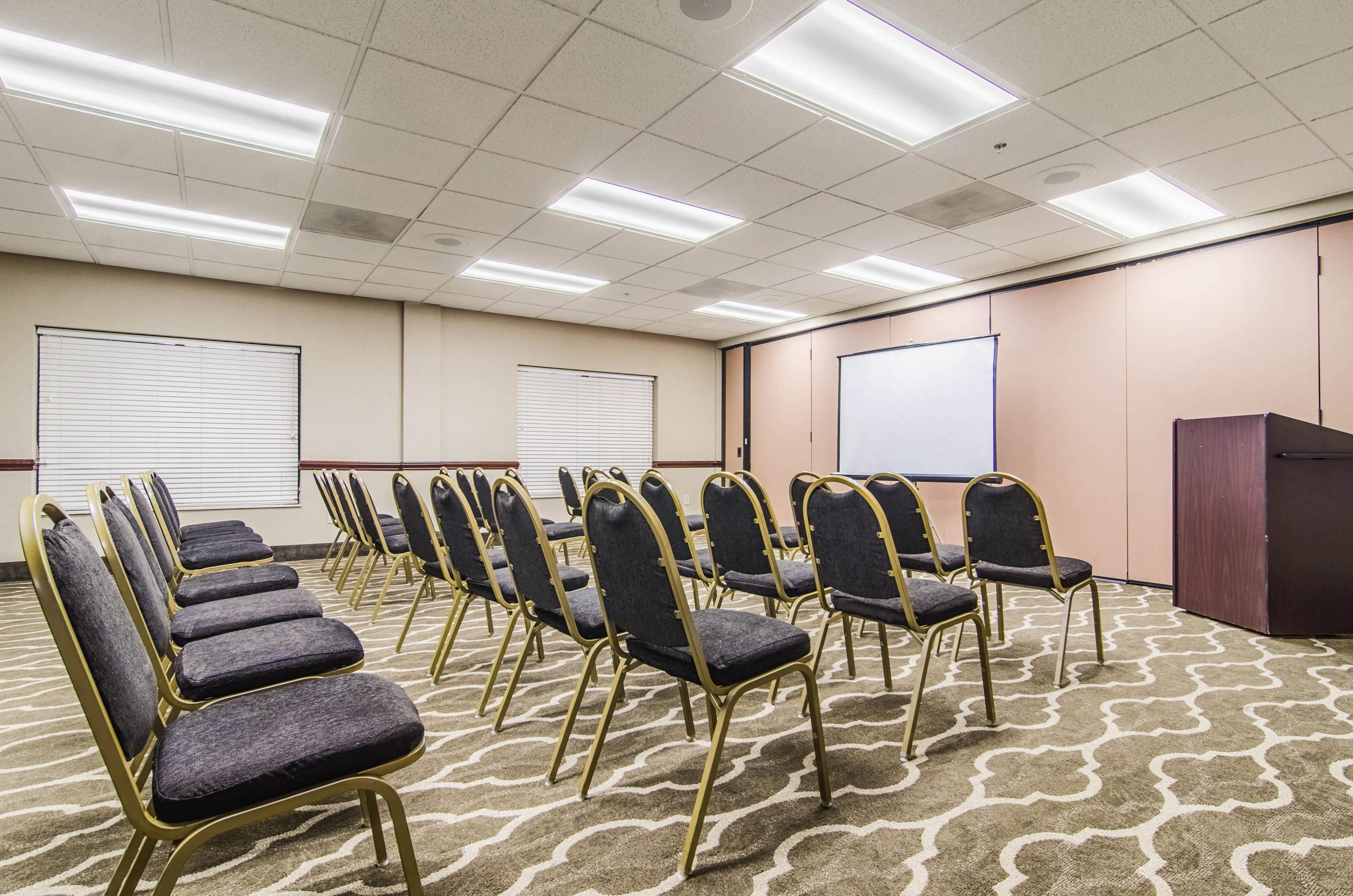 Conference Room | Quality Suites