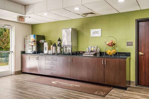 Amenities - Sleep Inn & Suites Jacksonville