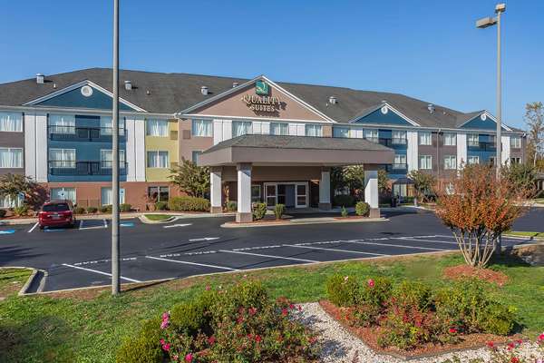 Exterior view - Quality Inn & Suites Pineville - I-485, Exit 64