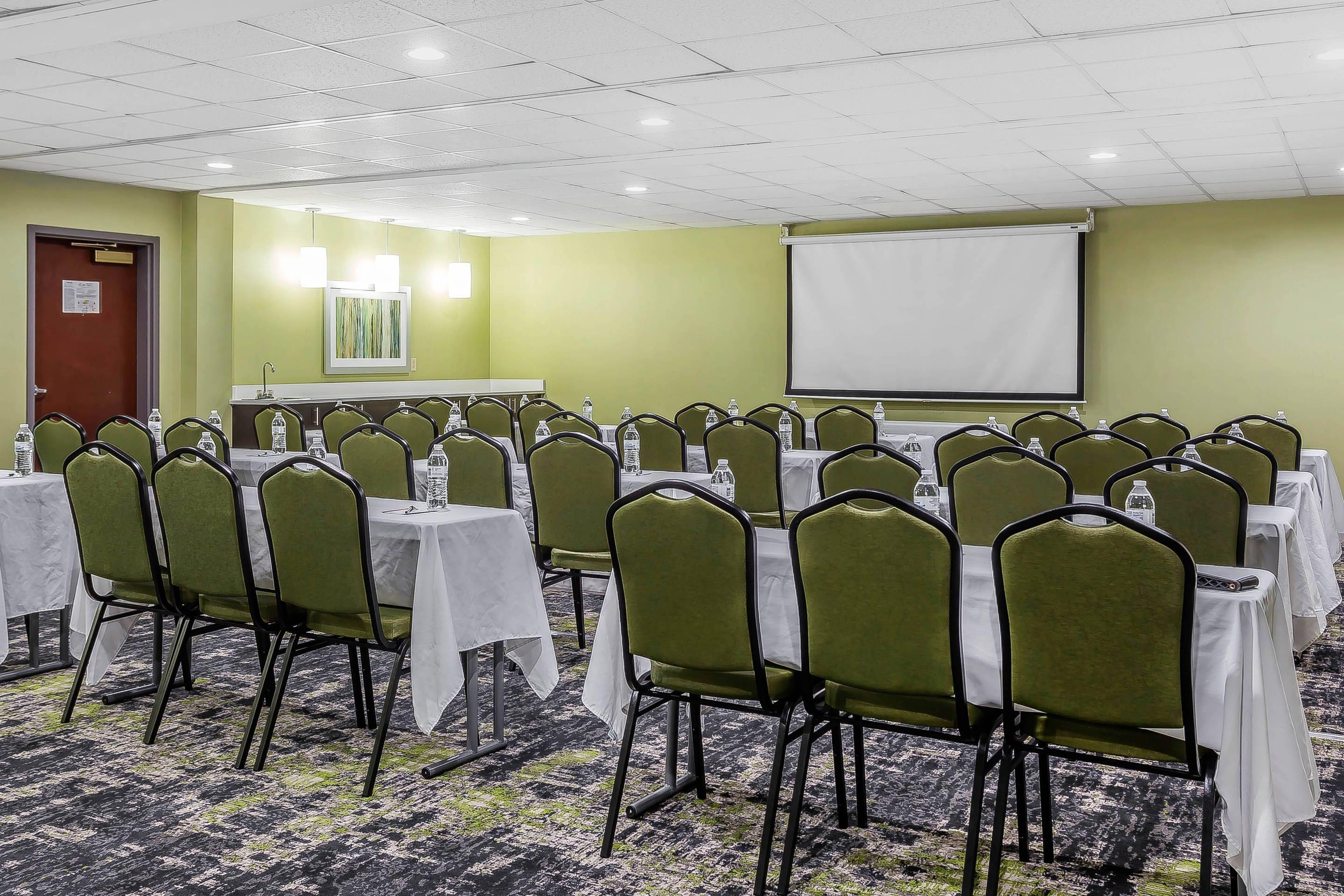 Meeting room | Quality Suites Pineville - Charlotte