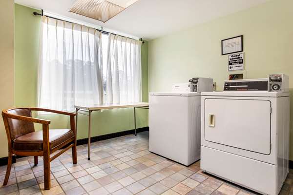 Amenities - Comfort Suites Wilmington