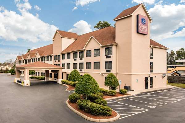 Exterior view - Comfort Suites Wilmington