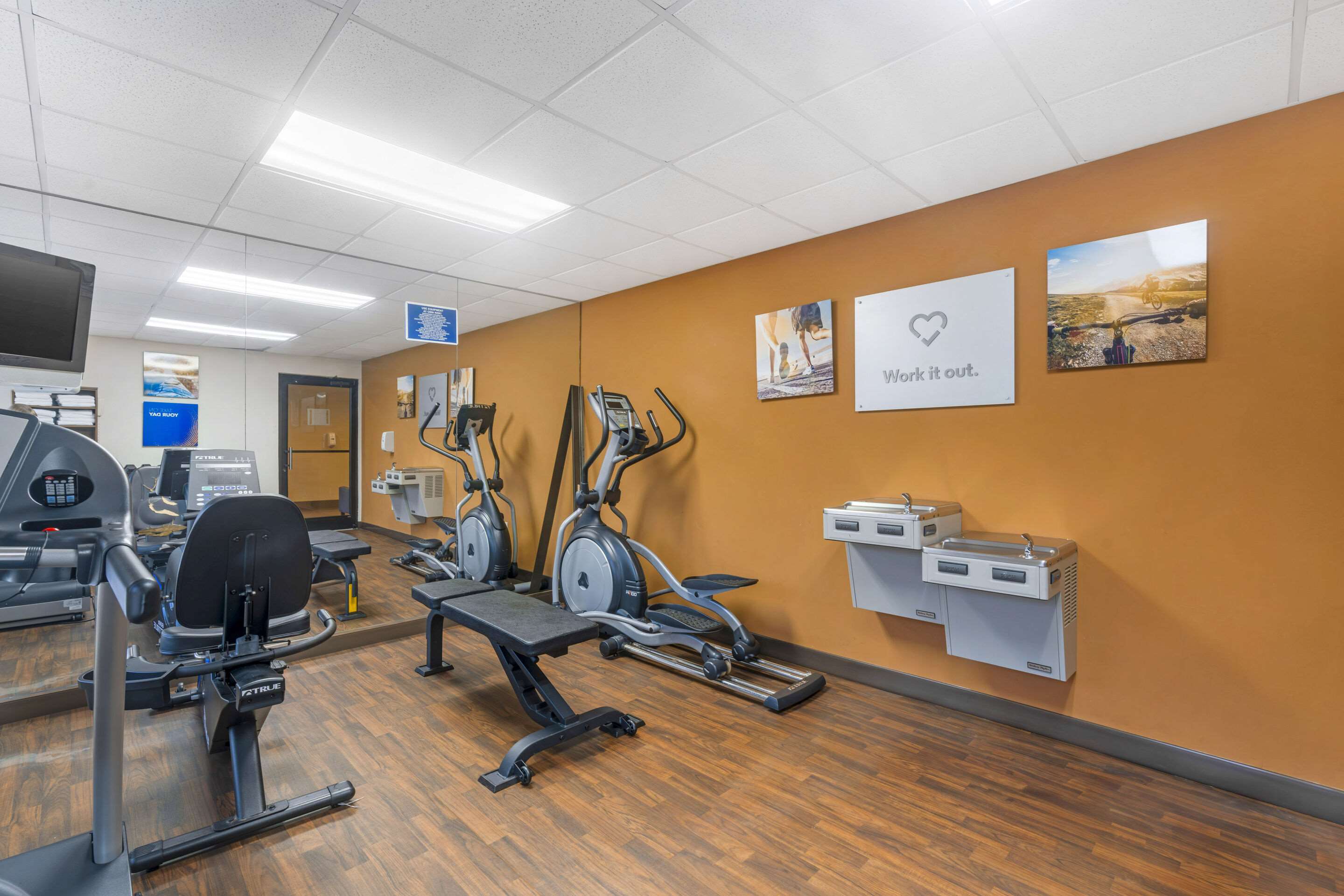 Fitness center | Comfort Suites Wilmington near Downtown