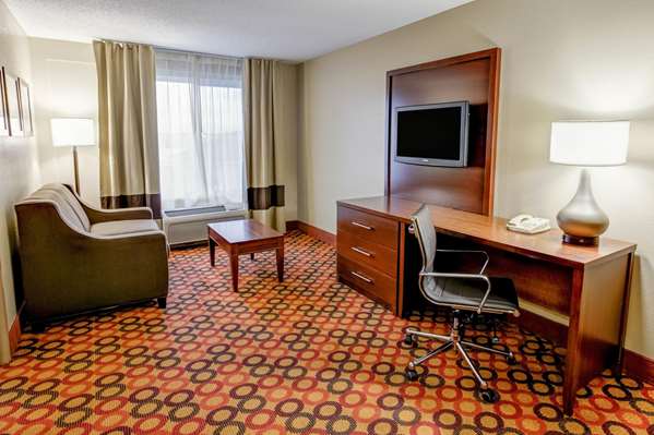 Suite - Comfort Suites Concord - I-85, Exit 49