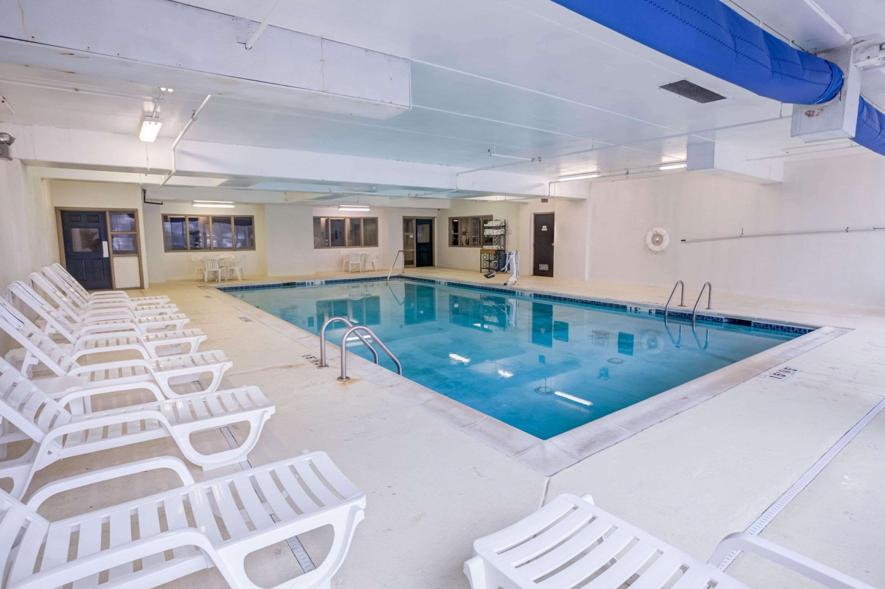 Relax by the pool | Comfort Suites Concord Mills