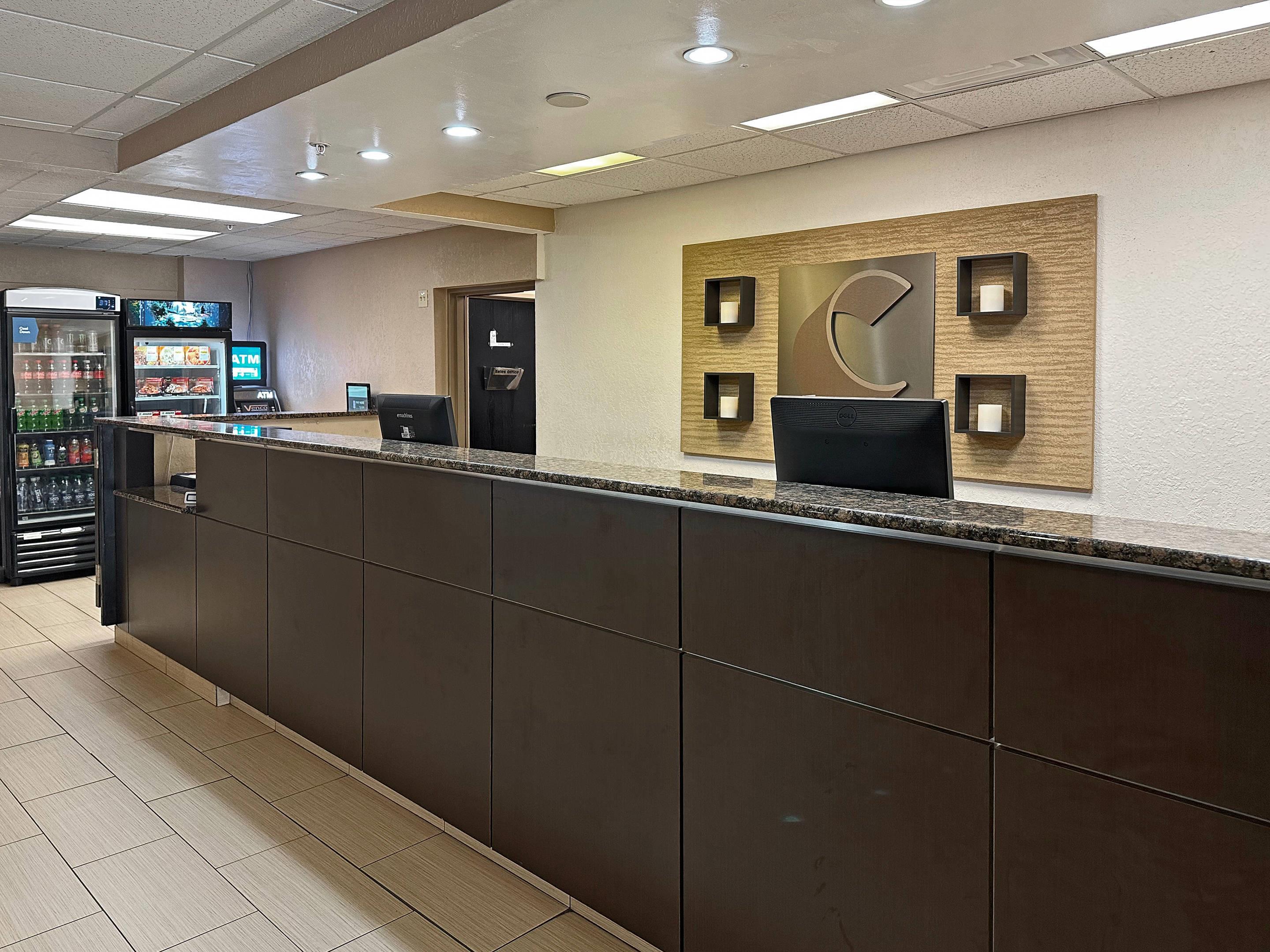 Front desk | Comfort Suites Concord Mills
