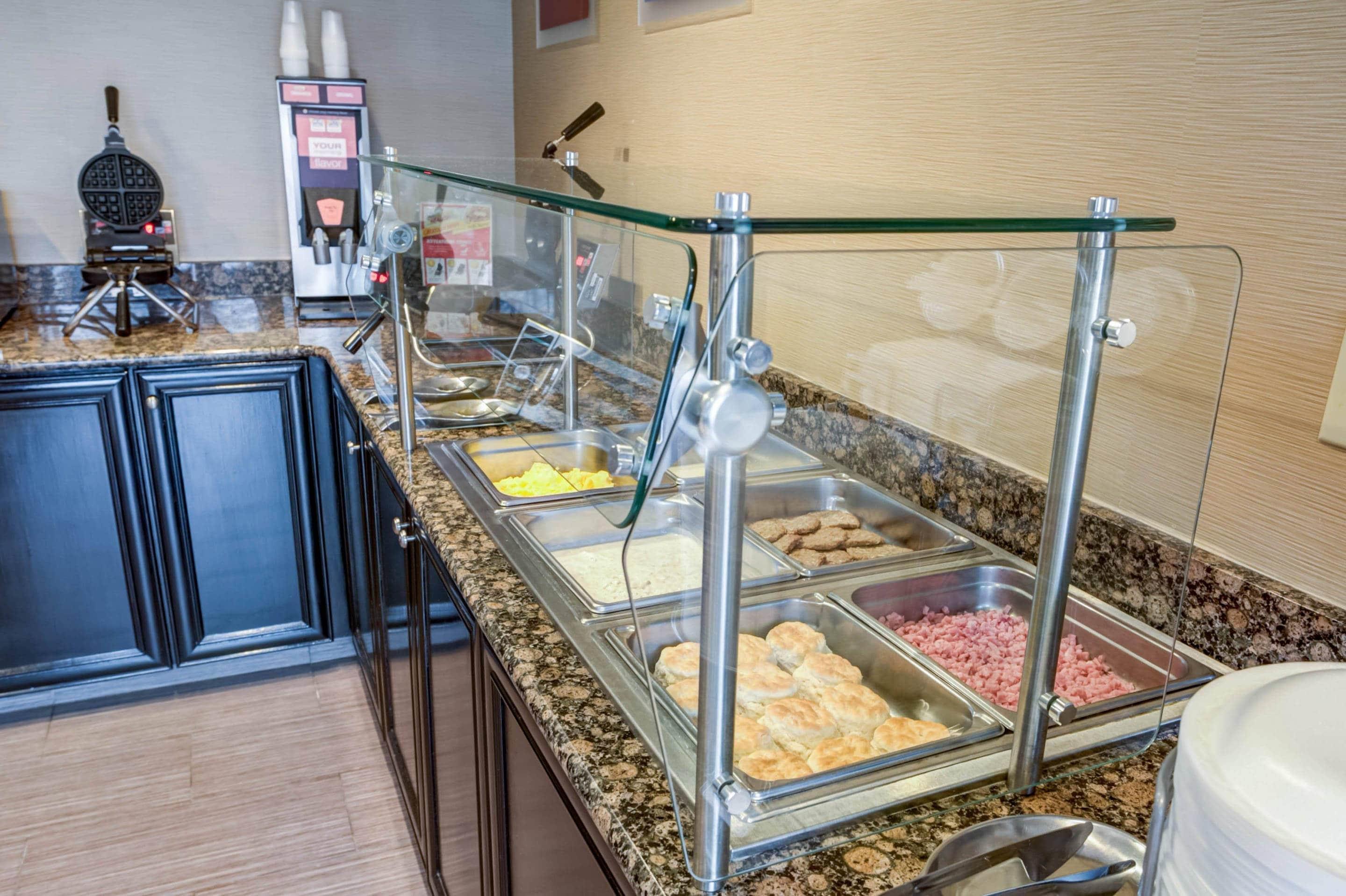 Breakfast counter | Comfort Suites Concord Mills