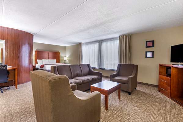 Suite - Comfort Inn Matthews