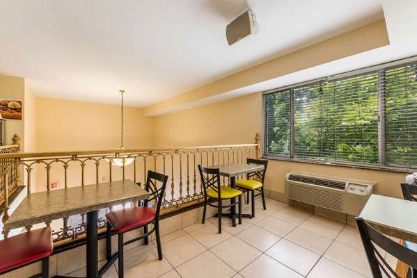 Amenities - Quality Inn Huntersville - I-77, Exit 25