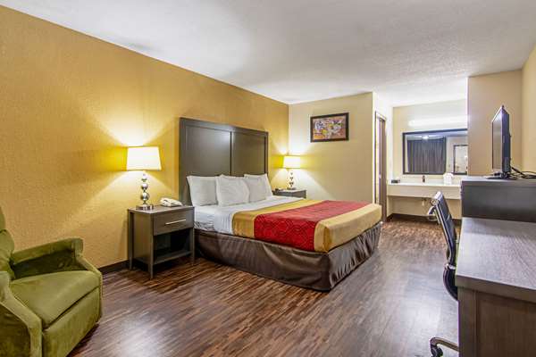  - Econo Lodge East Matthews