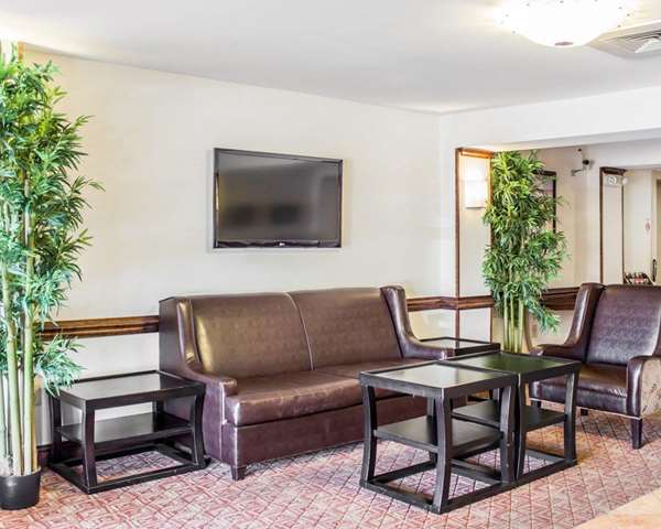  - Quality Inn South Raleigh - I-40, Exit 298A