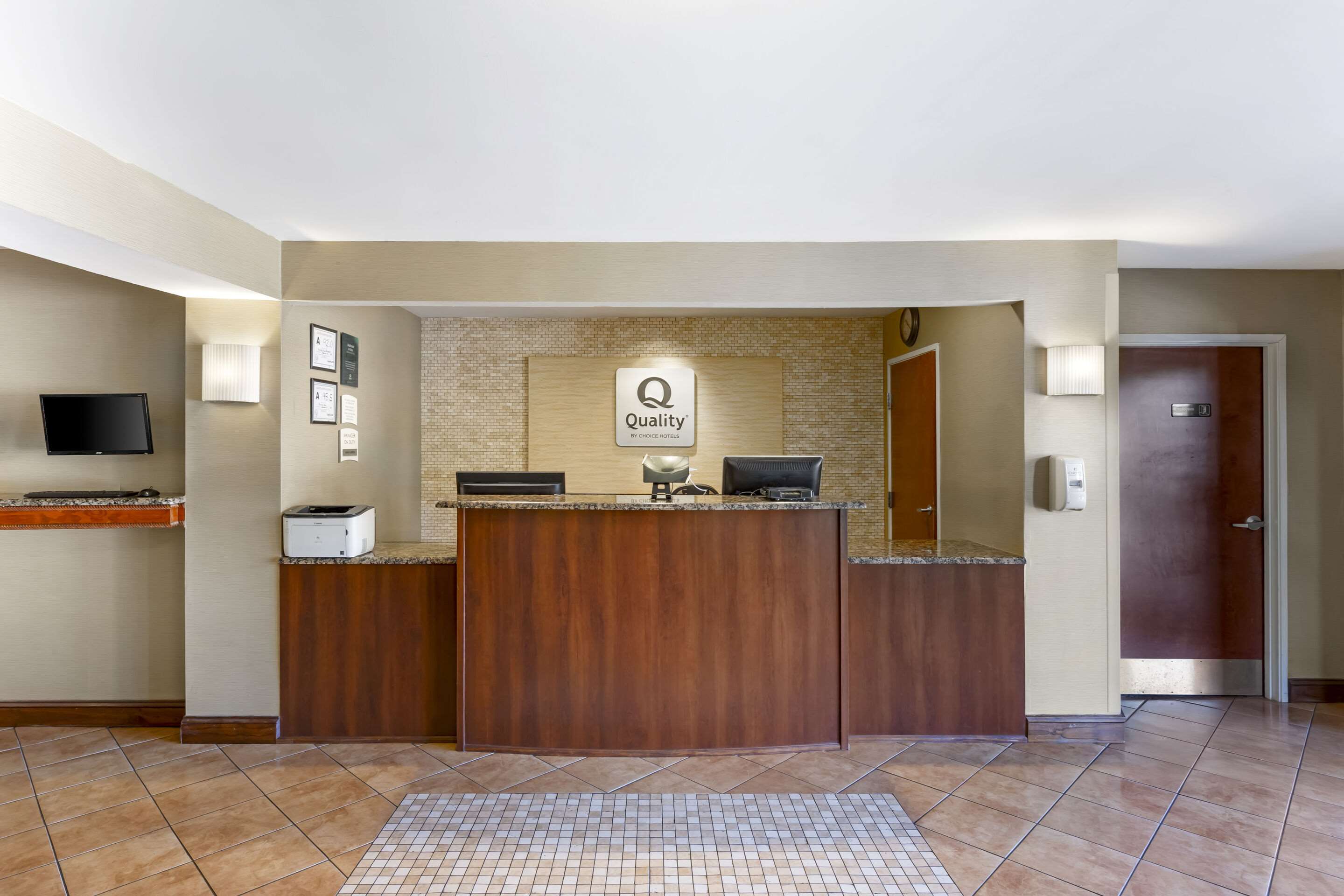Hotel lobby | Quality Inn Raleigh Downtown