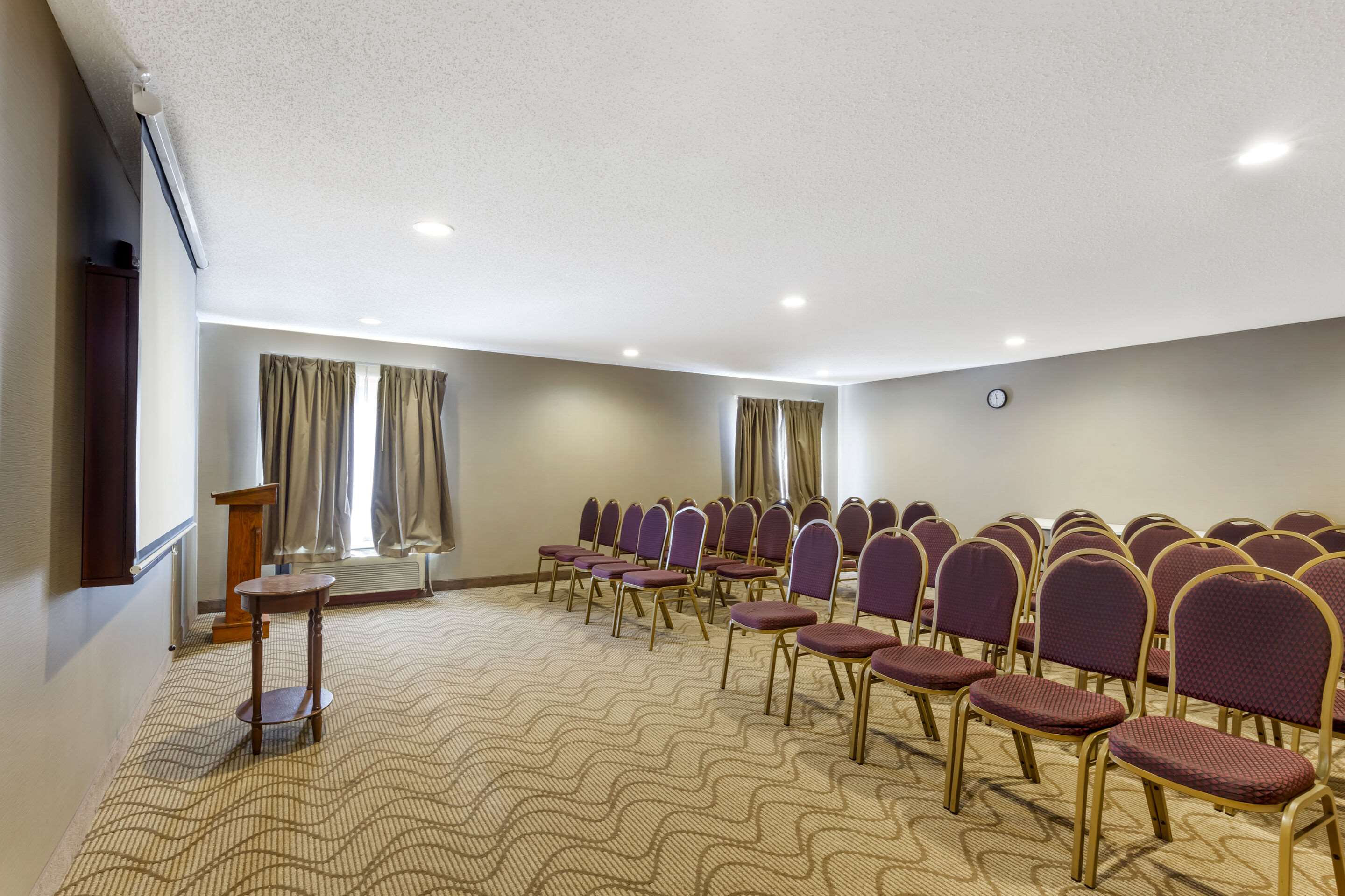 Conference Room | Quality Inn Raleigh Downtown