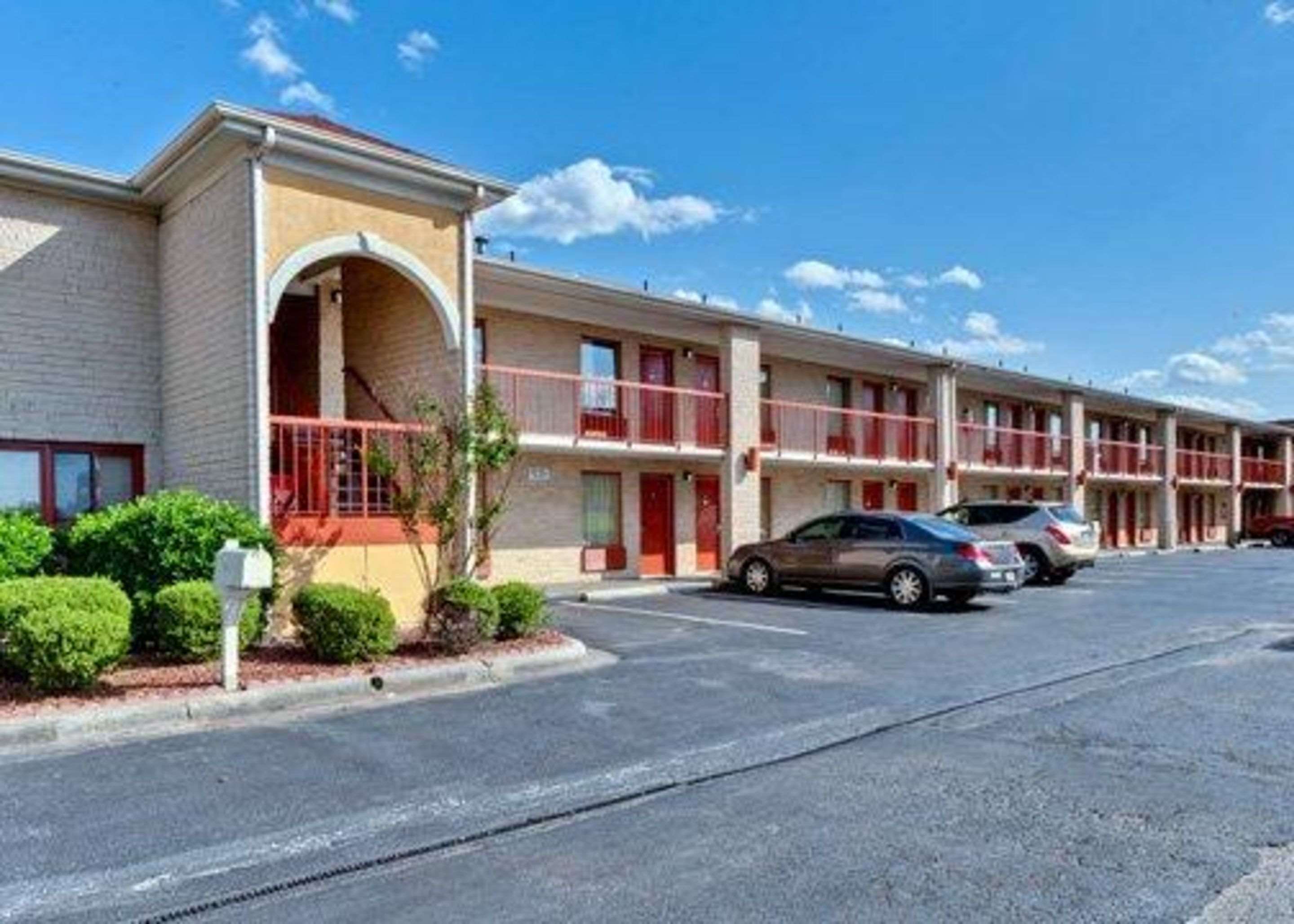 Hotel exterior | Quality Inn & Suites Monroe