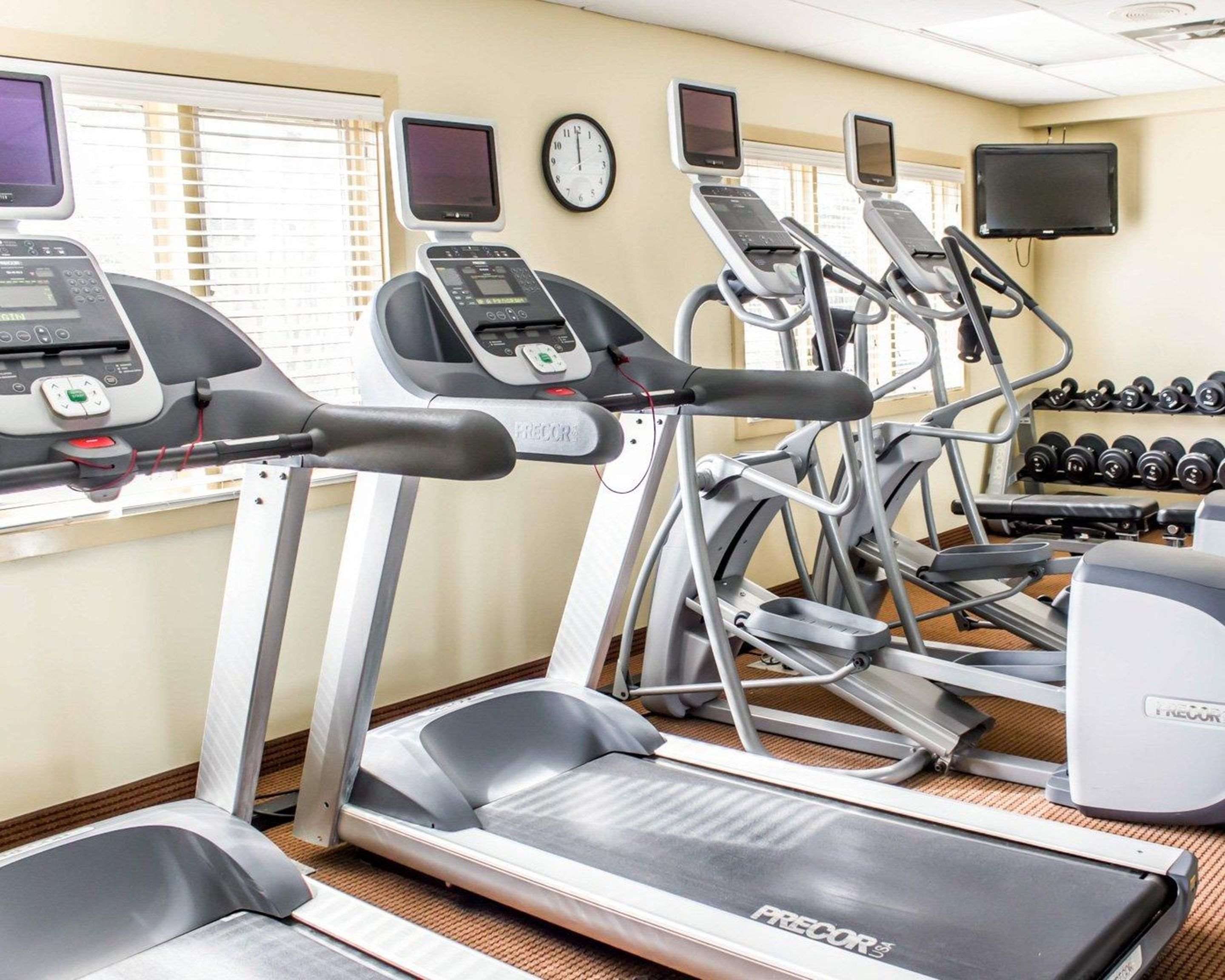 Fitness center with free weights | Comfort Inn Near Fort Bragg