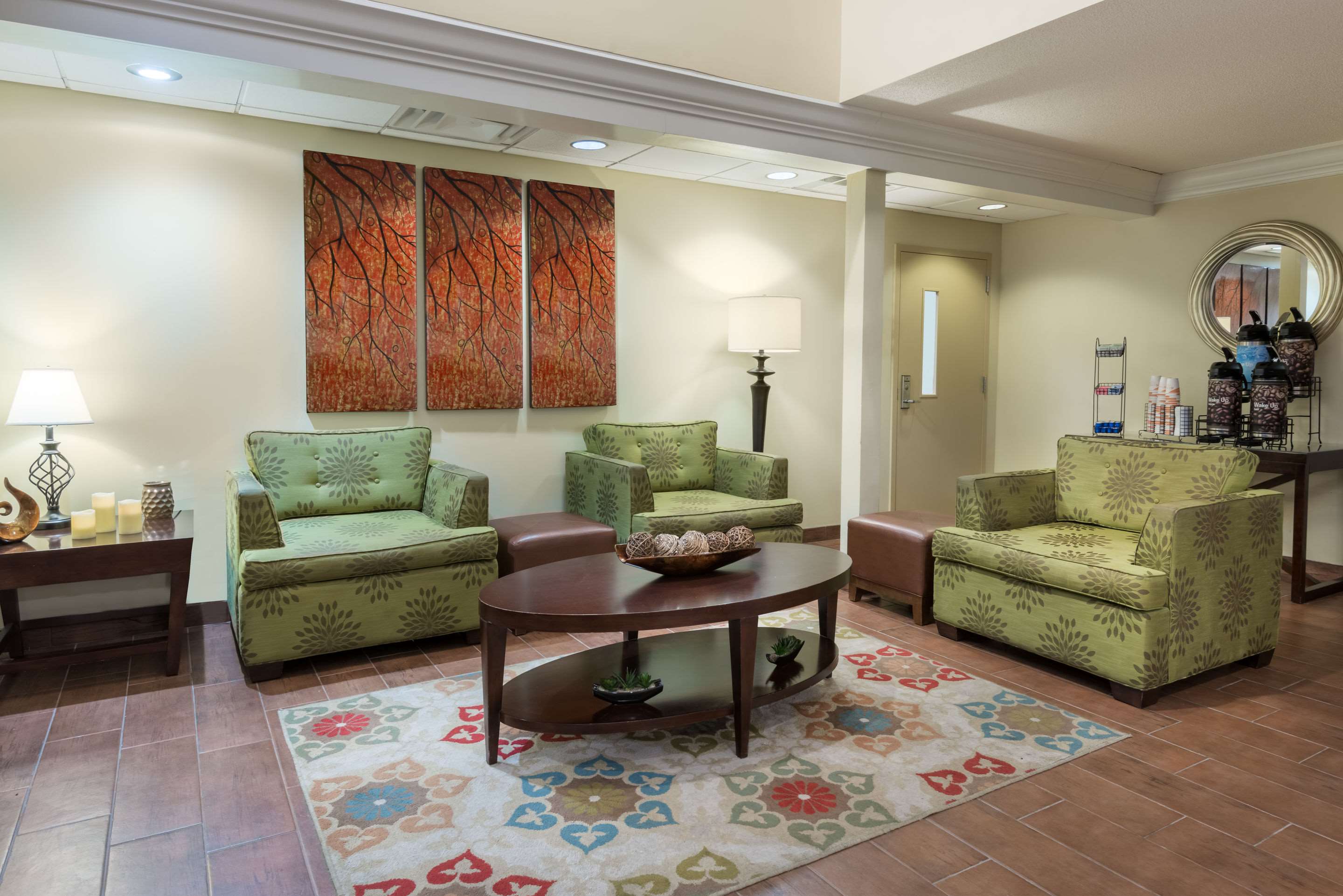 Spacious lobby with sitting area | Comfort Inn Near Fort Bragg