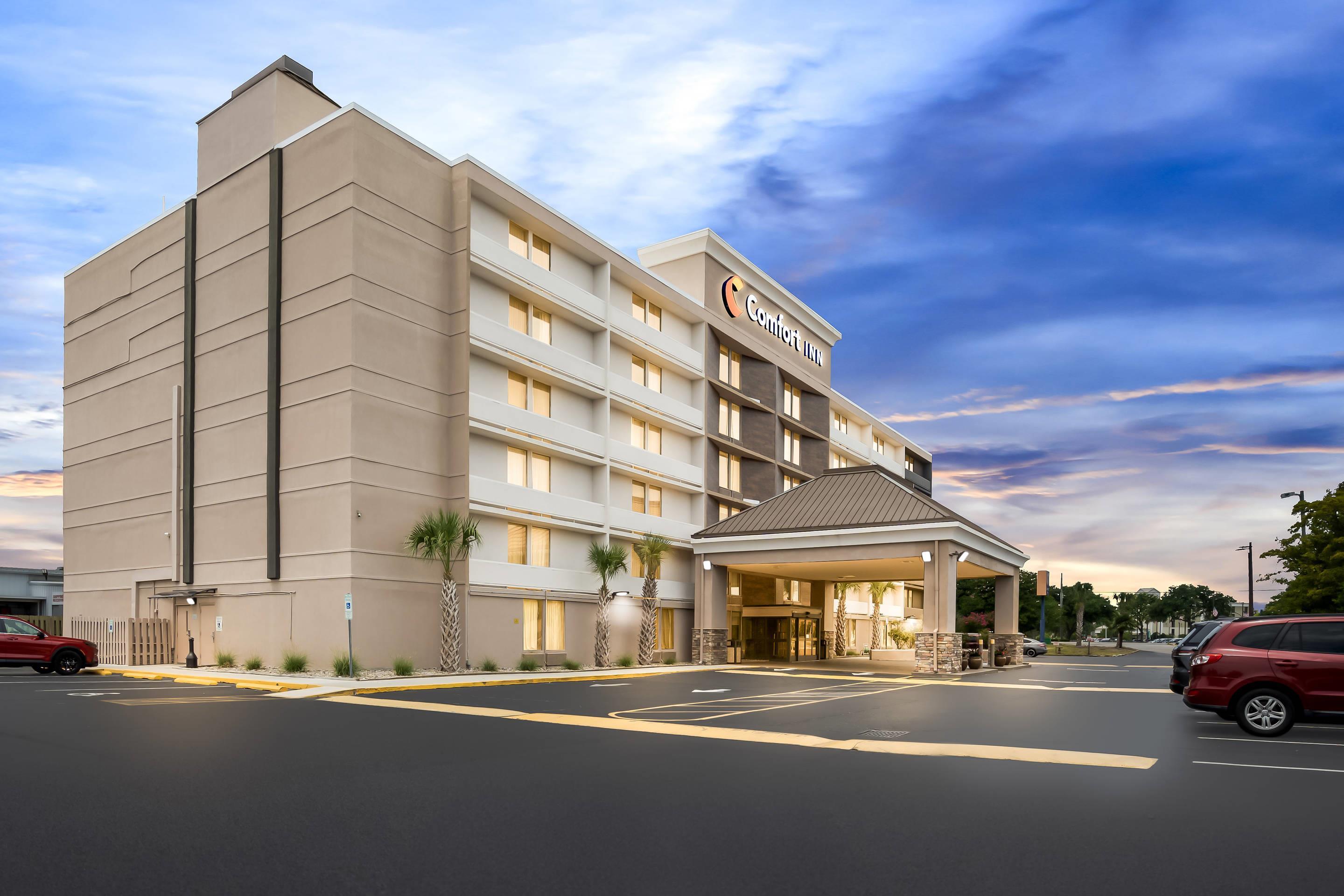 Twilight | Comfort Inn University