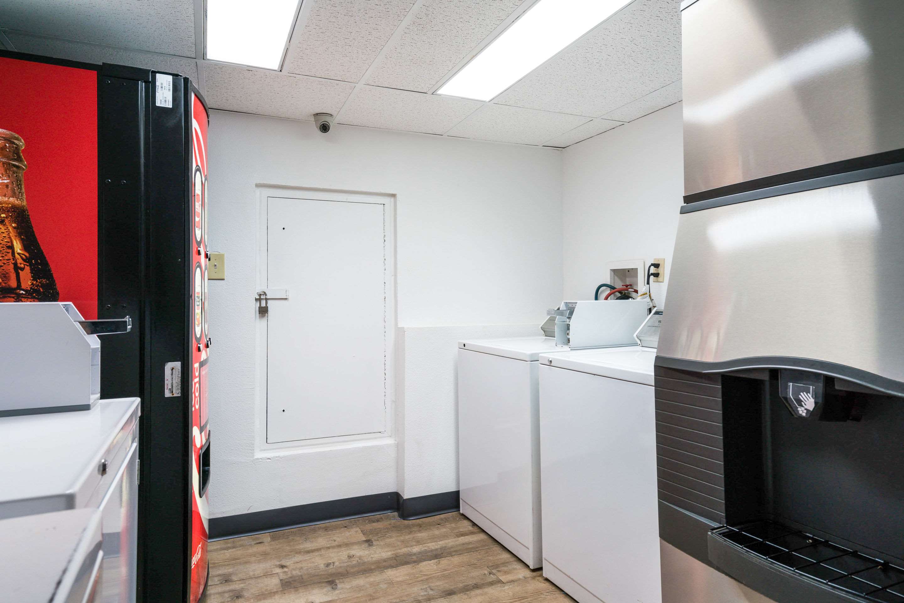 Guest laundry facilities