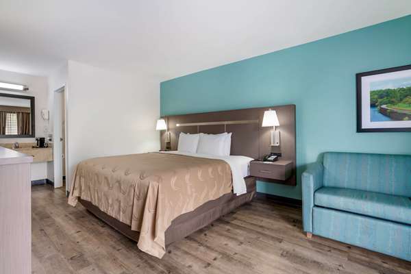 Suite - Quality Inn Greenville