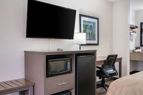 Suite - Quality Inn Greenville