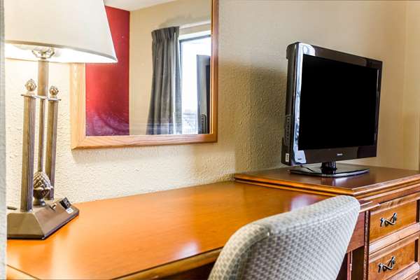  - Rodeway Inn I-85 Charlotte - I-85, Exit 36