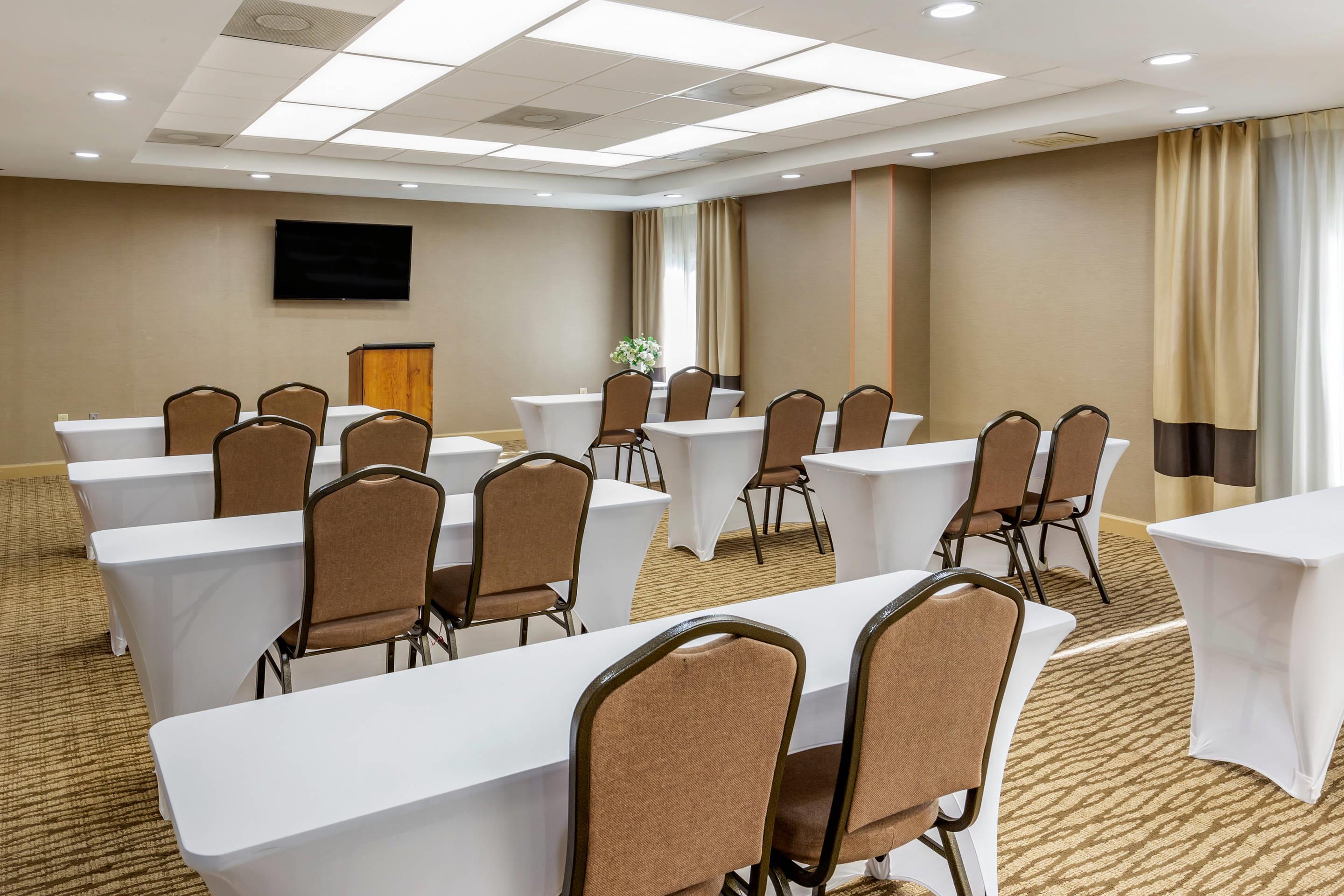 Conference Room | Comfort Inn Greensboro - Kernersville