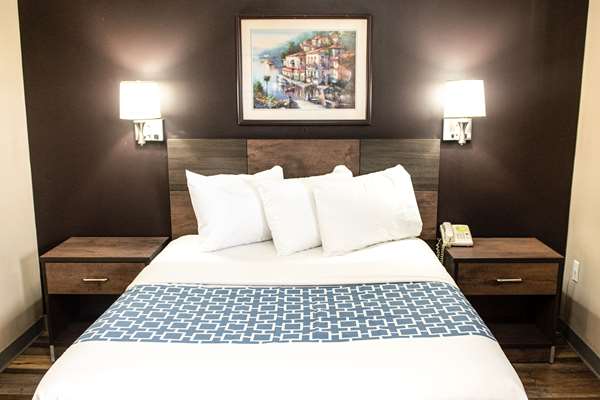  - Suburban Studios Southeast Charlotte