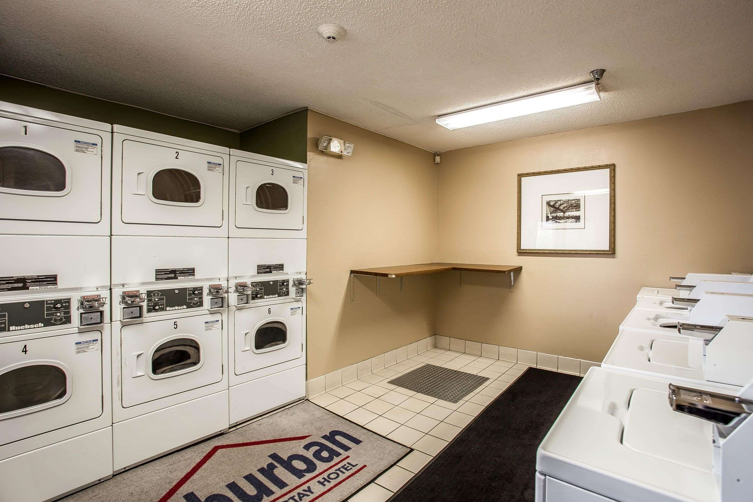 Guest laundry facilities | Suburban Studios Charlotte-Ballantyne