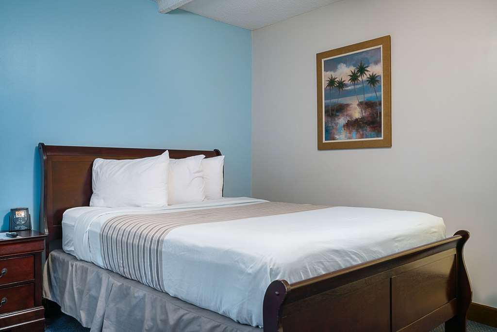 SUBURBAN STUDIOS OF WILMINGTON-guestroom-Guest Room,Suite,On-Site.jpg