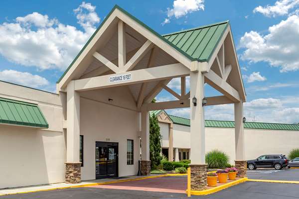 Exterior view - Quality Inn & Suites Winston-Salem - I-40, Exit 190