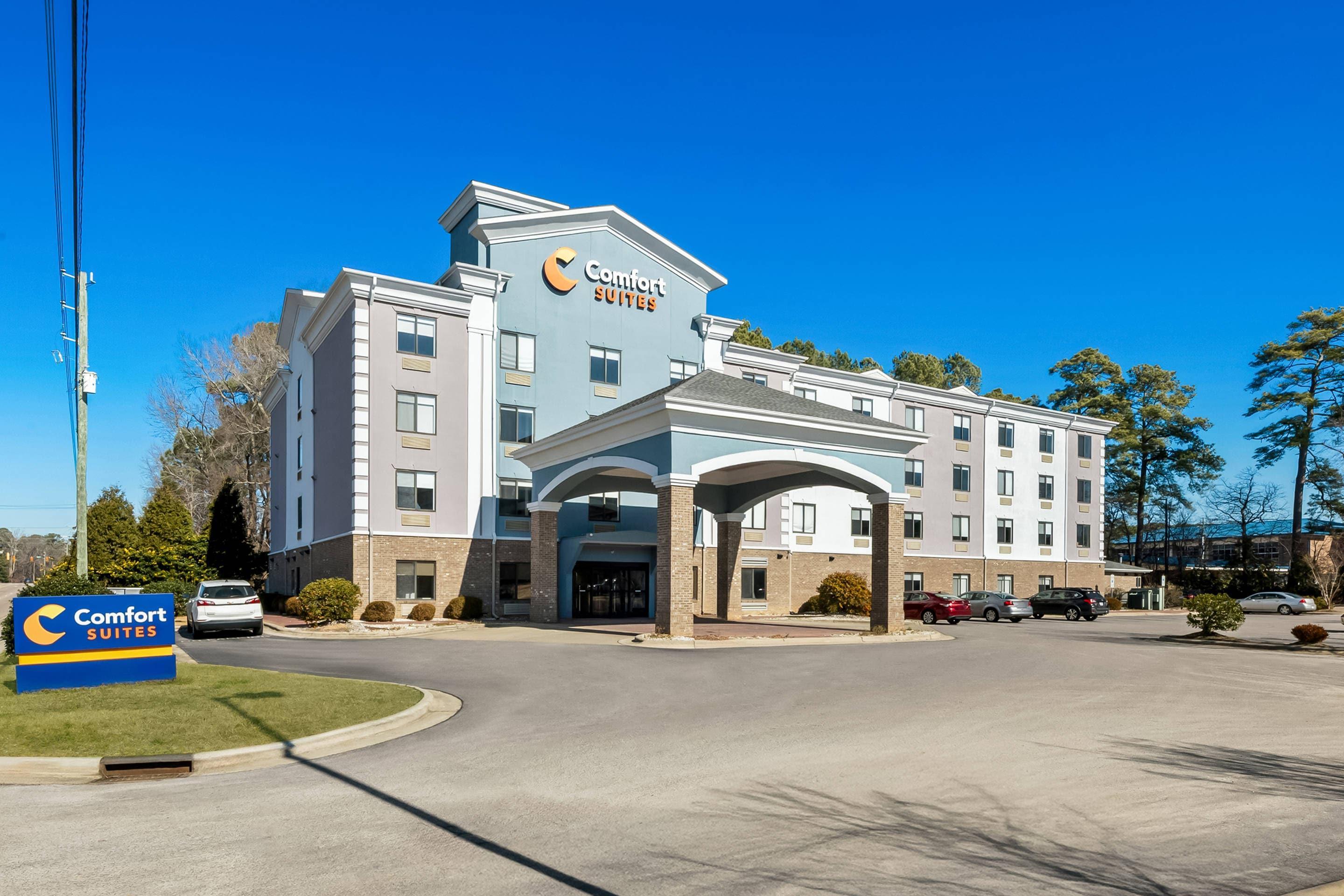 Hotel exterior | Comfort Suites Sanford