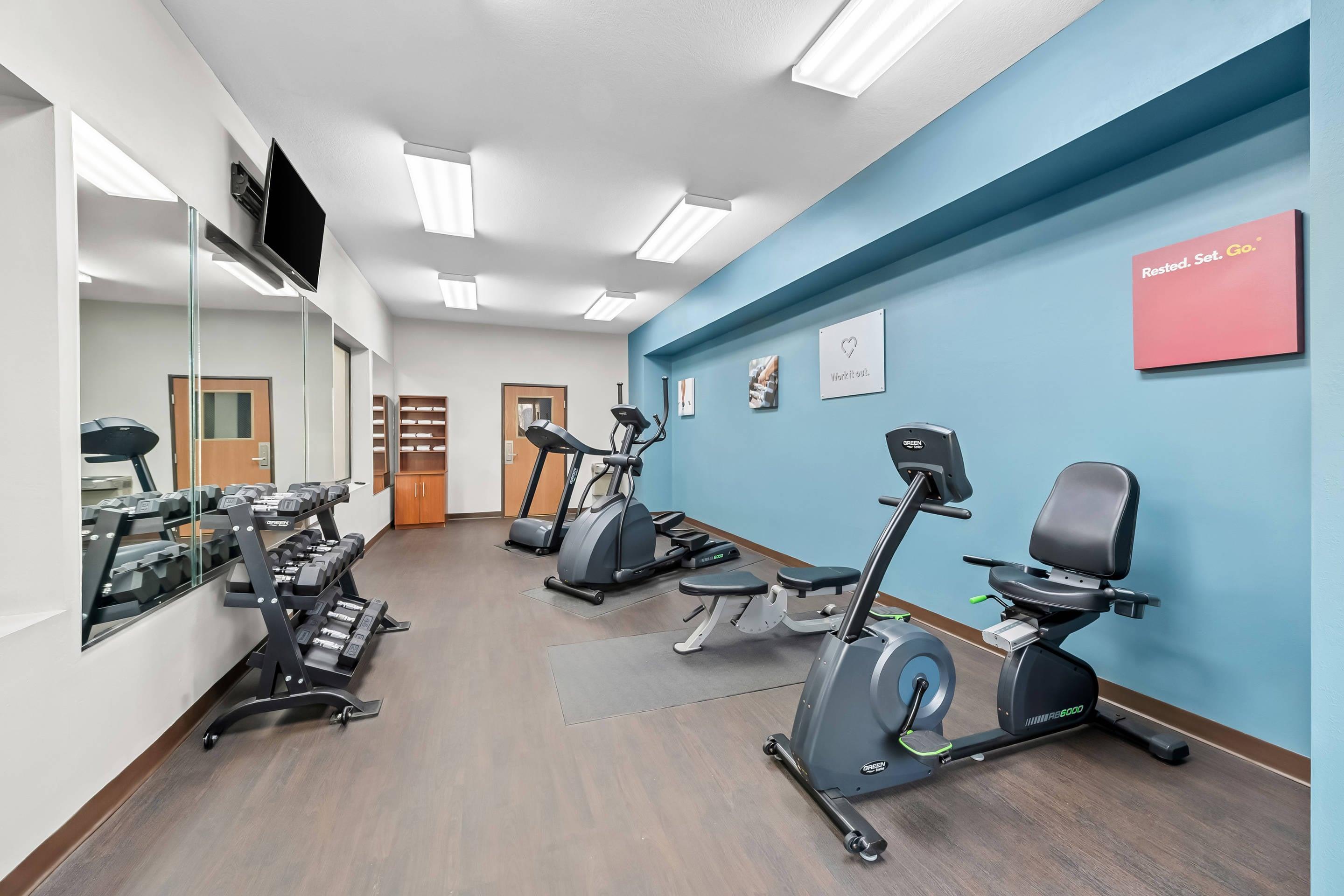 Fitness center | Comfort Suites Sanford