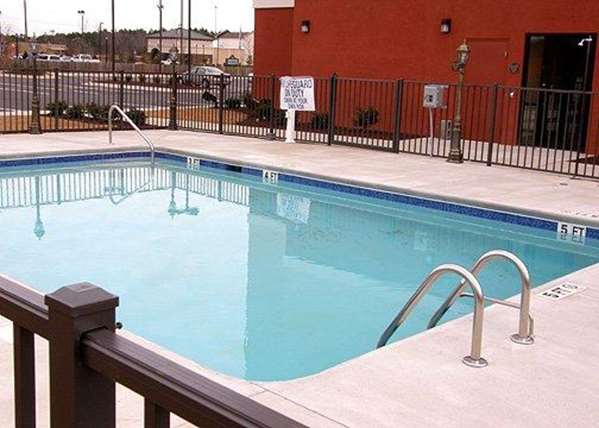 Pool - Comfort Suites Wilson - I-95, Exit 121