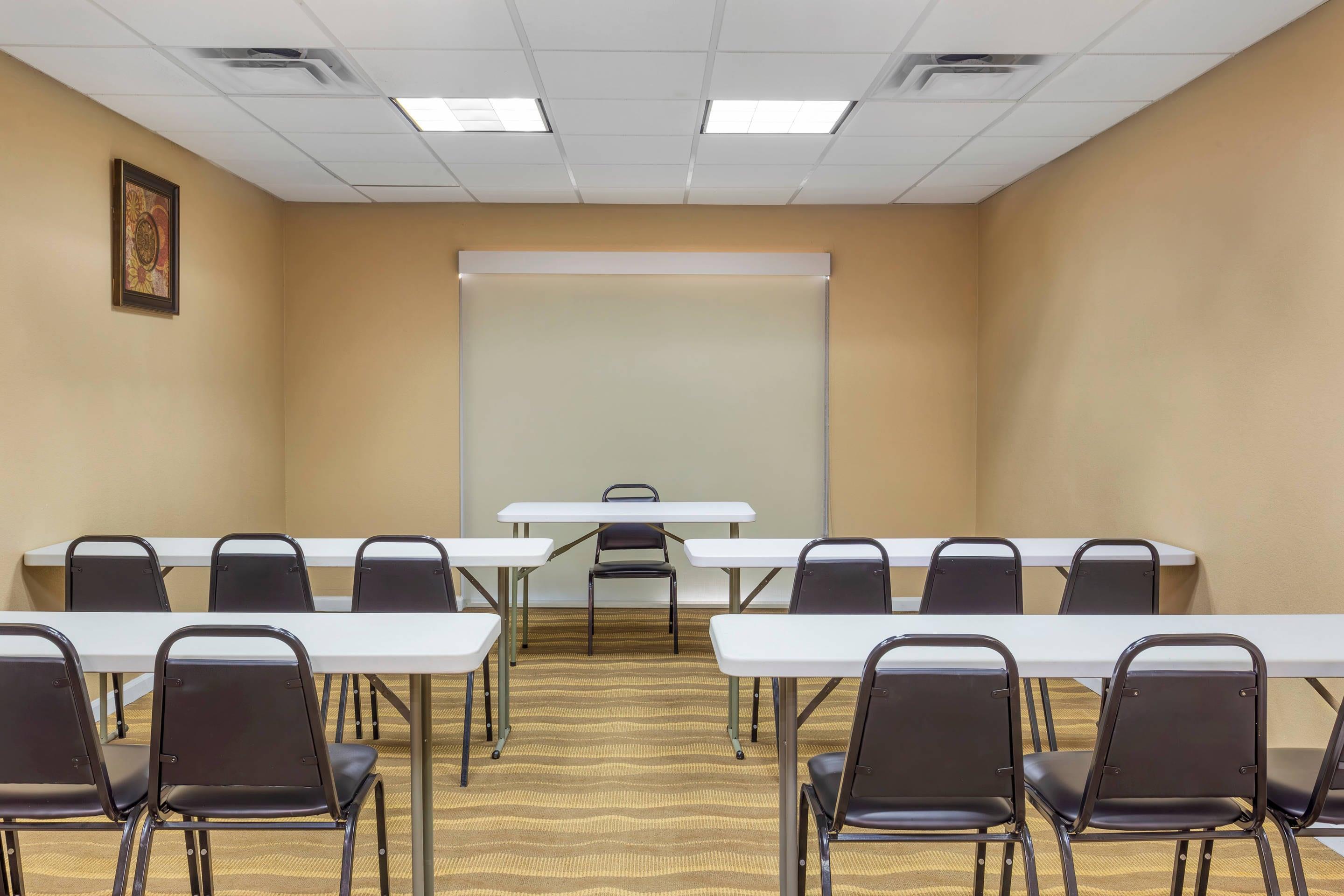 Meeting room | Comfort Suites Wilson I-95