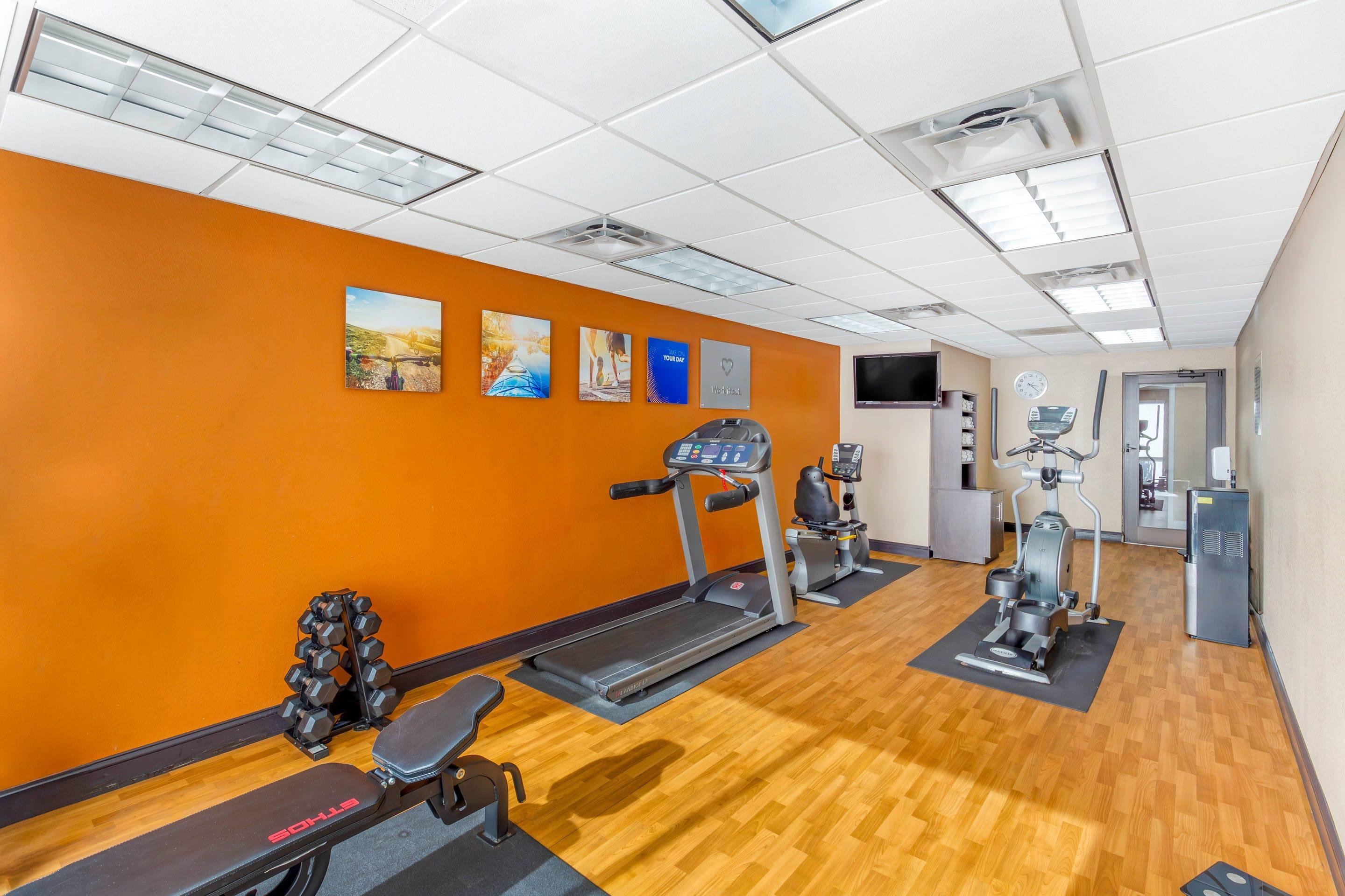Exercise room | Comfort Suites Wilson I-95
