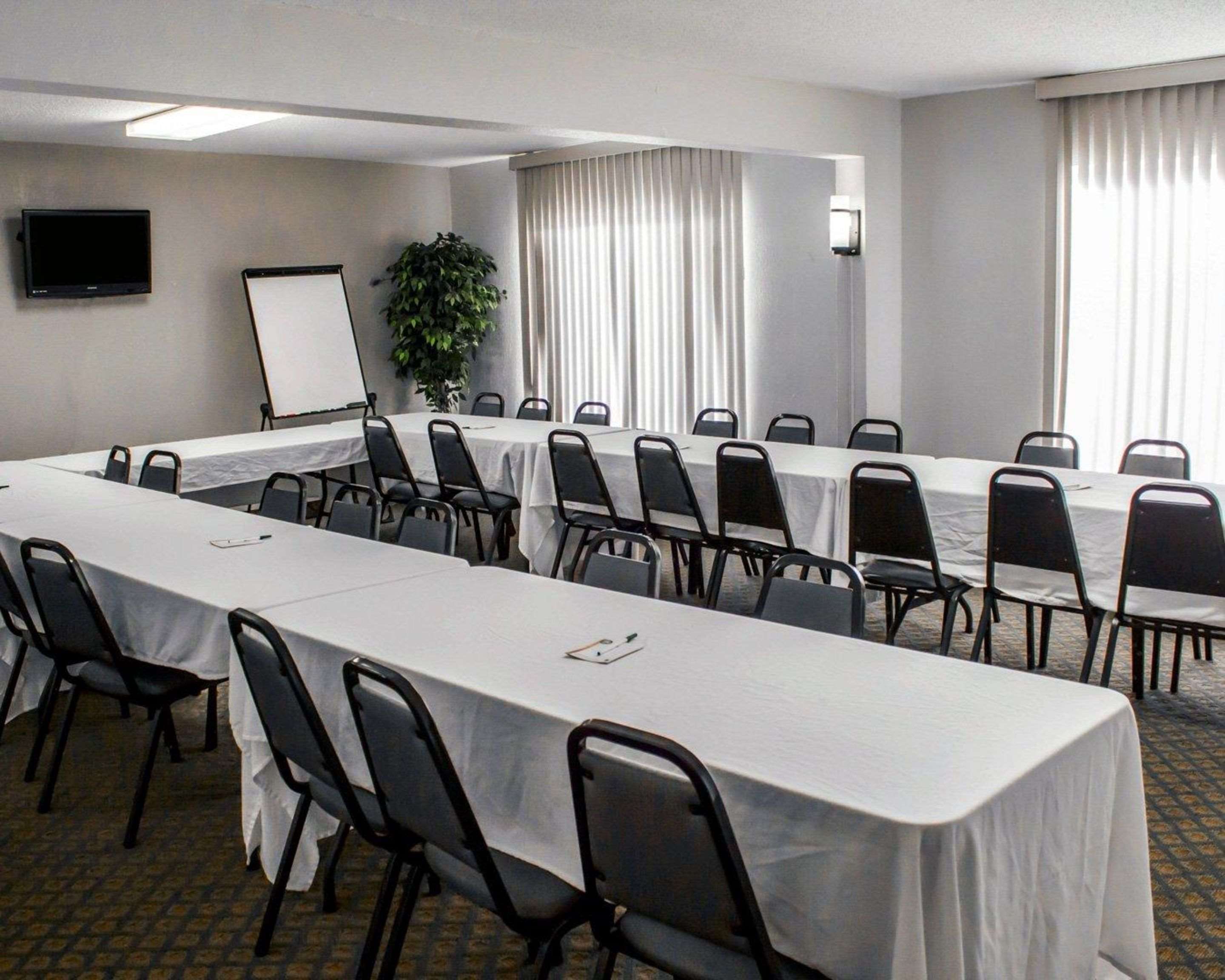 Meeting room with u-shaped setup | Quality Inn