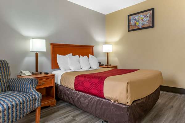  - Econo Lodge Southern Pines