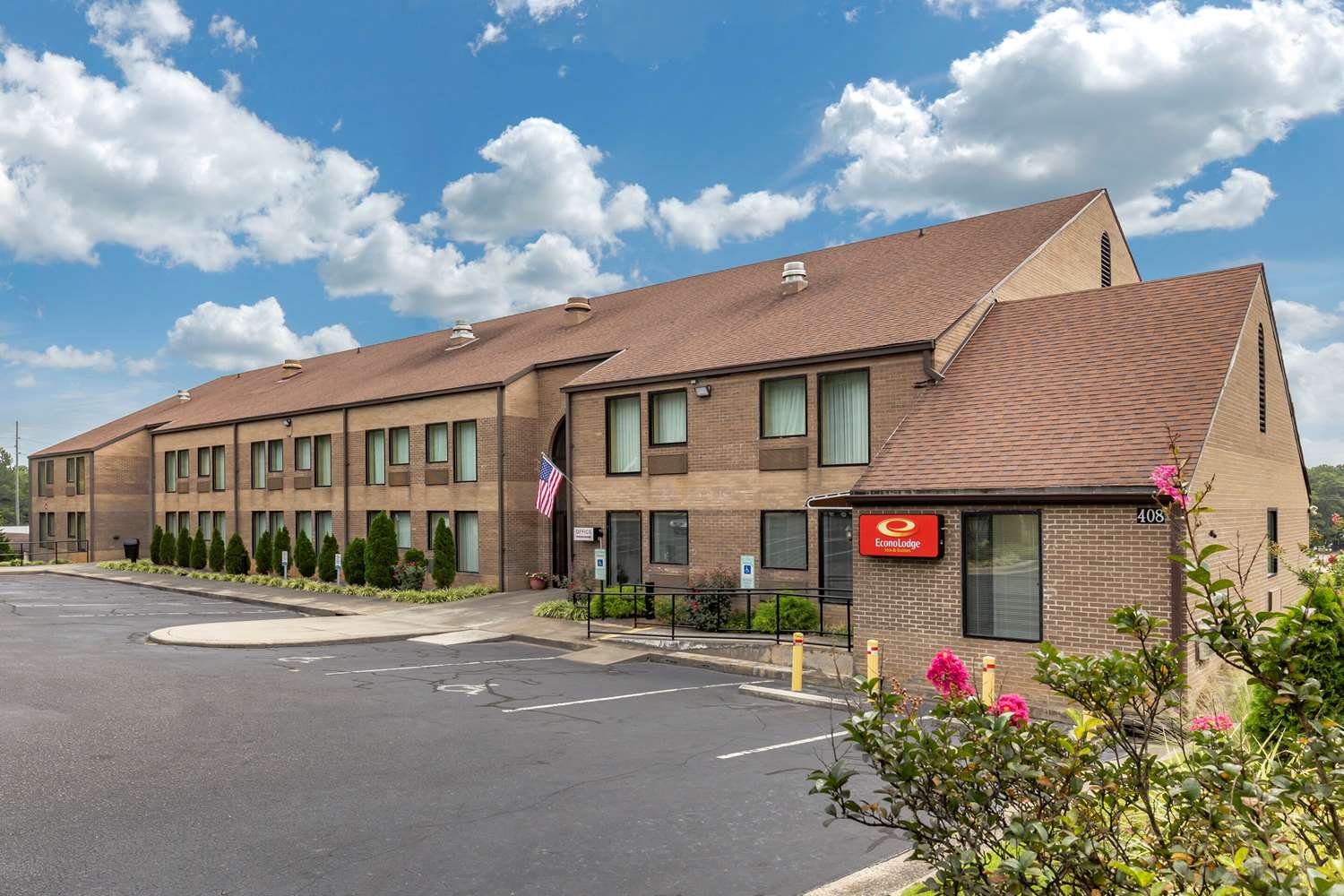 Econo Lodge Southern Pines, NC See Discounts