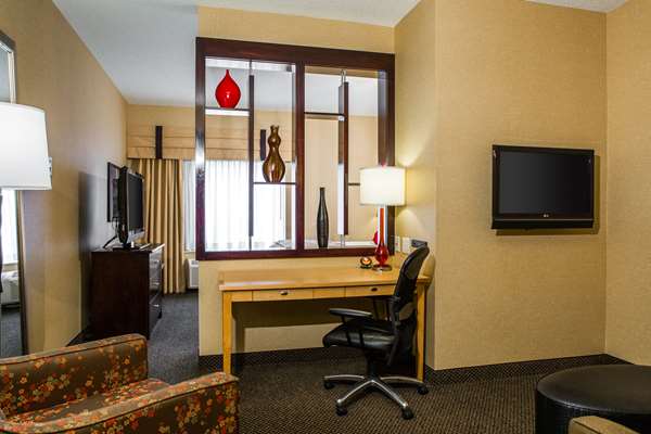 Suite - Cambria Hotel Raleigh Durham Airport Morrisville - I-40, Exit 284