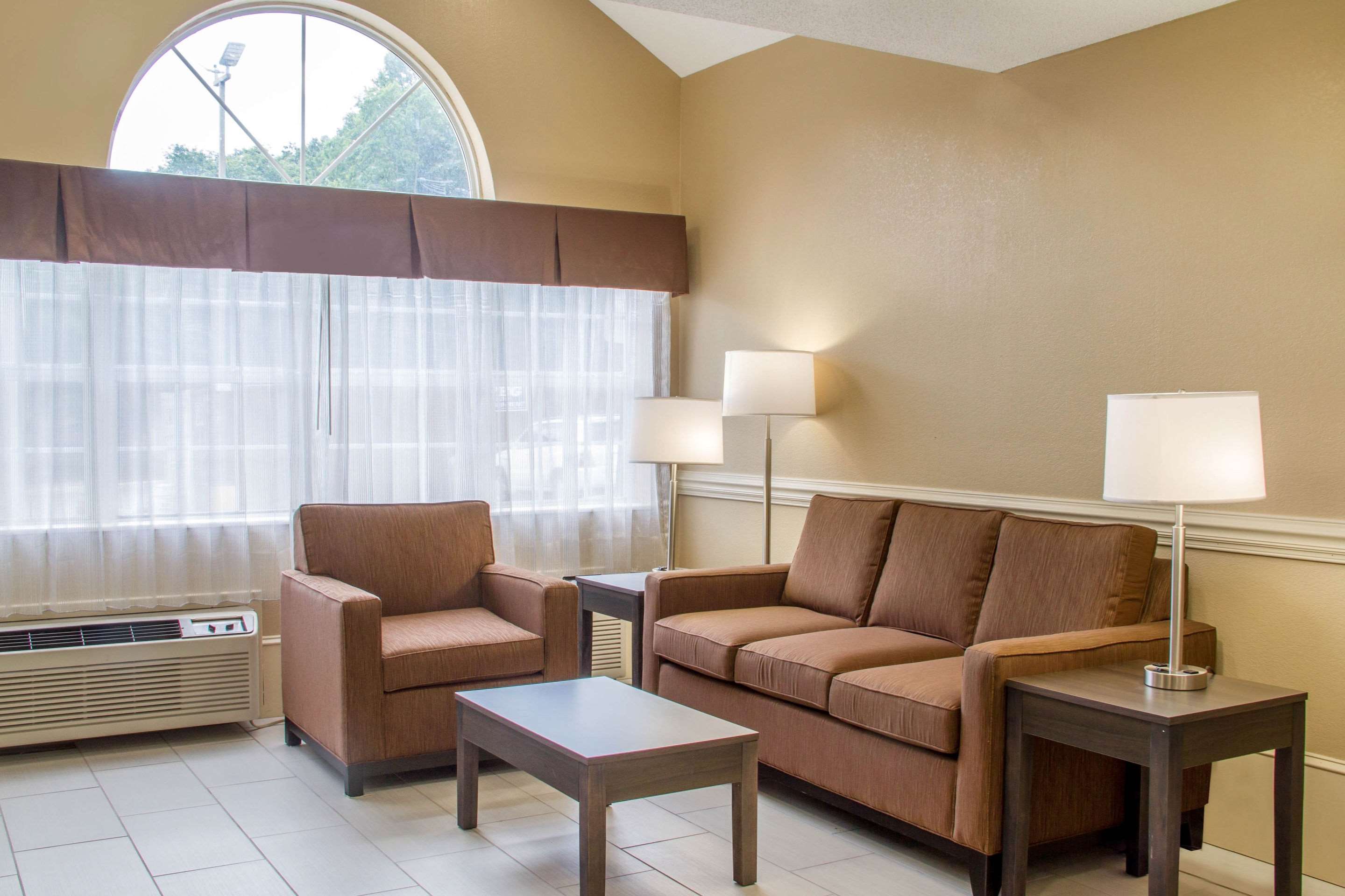 Lobby with sitting area