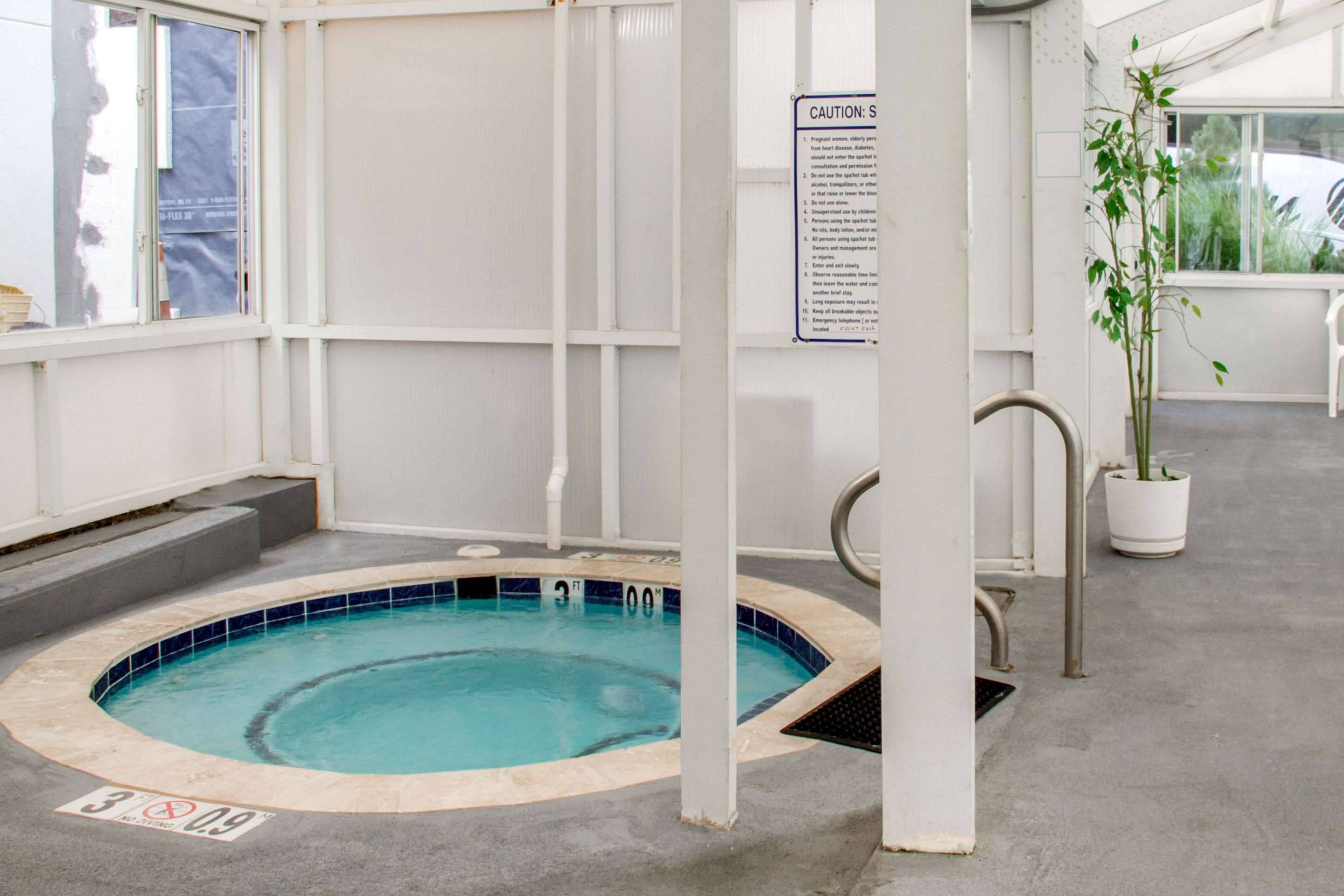 Indoor hot tub