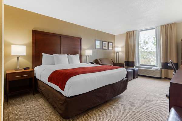 Suite - Comfort Inn Medical Park Durham - I-85, Exit 174B