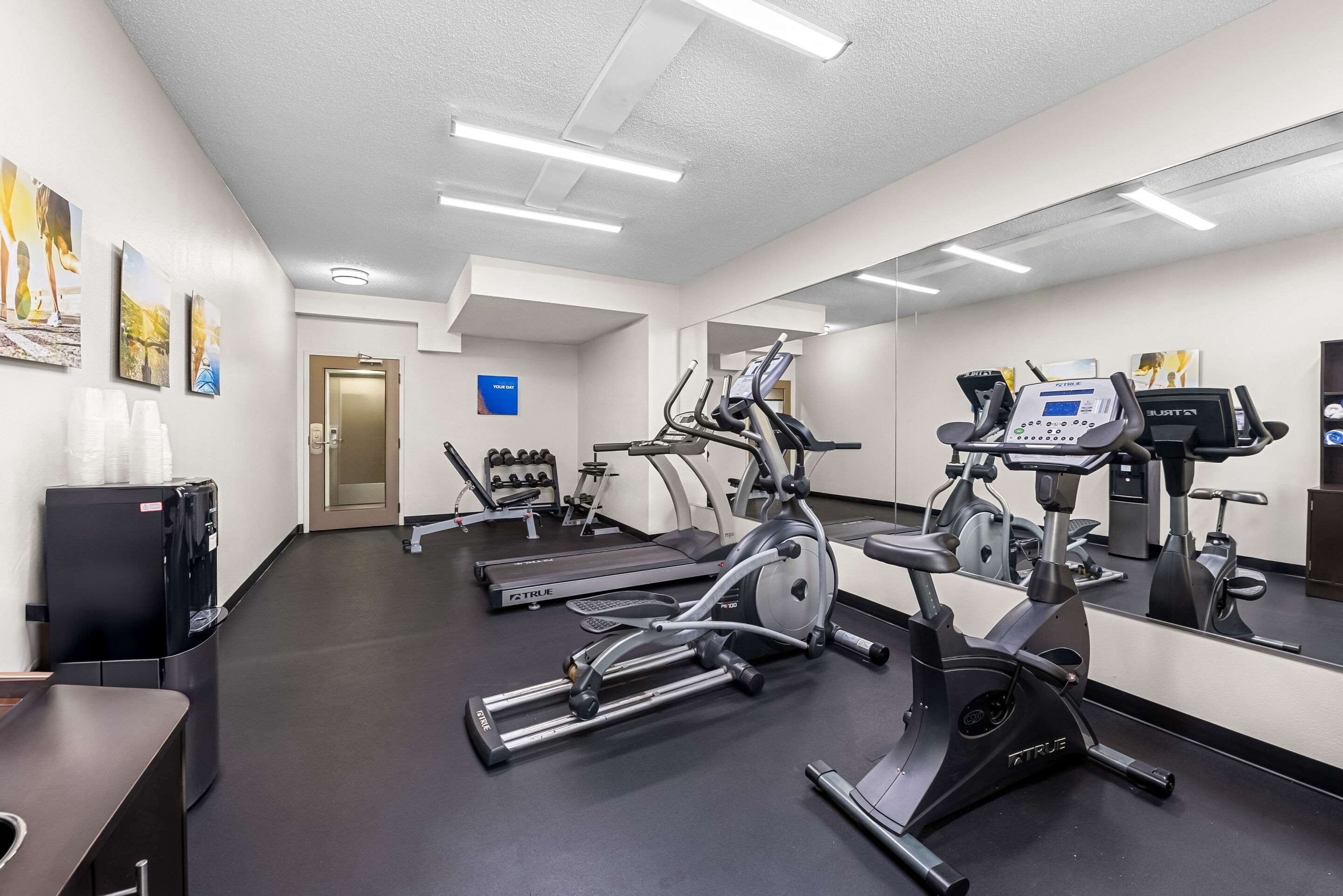 Exercise room | Comfort Inn & Suites Durham near Duke University