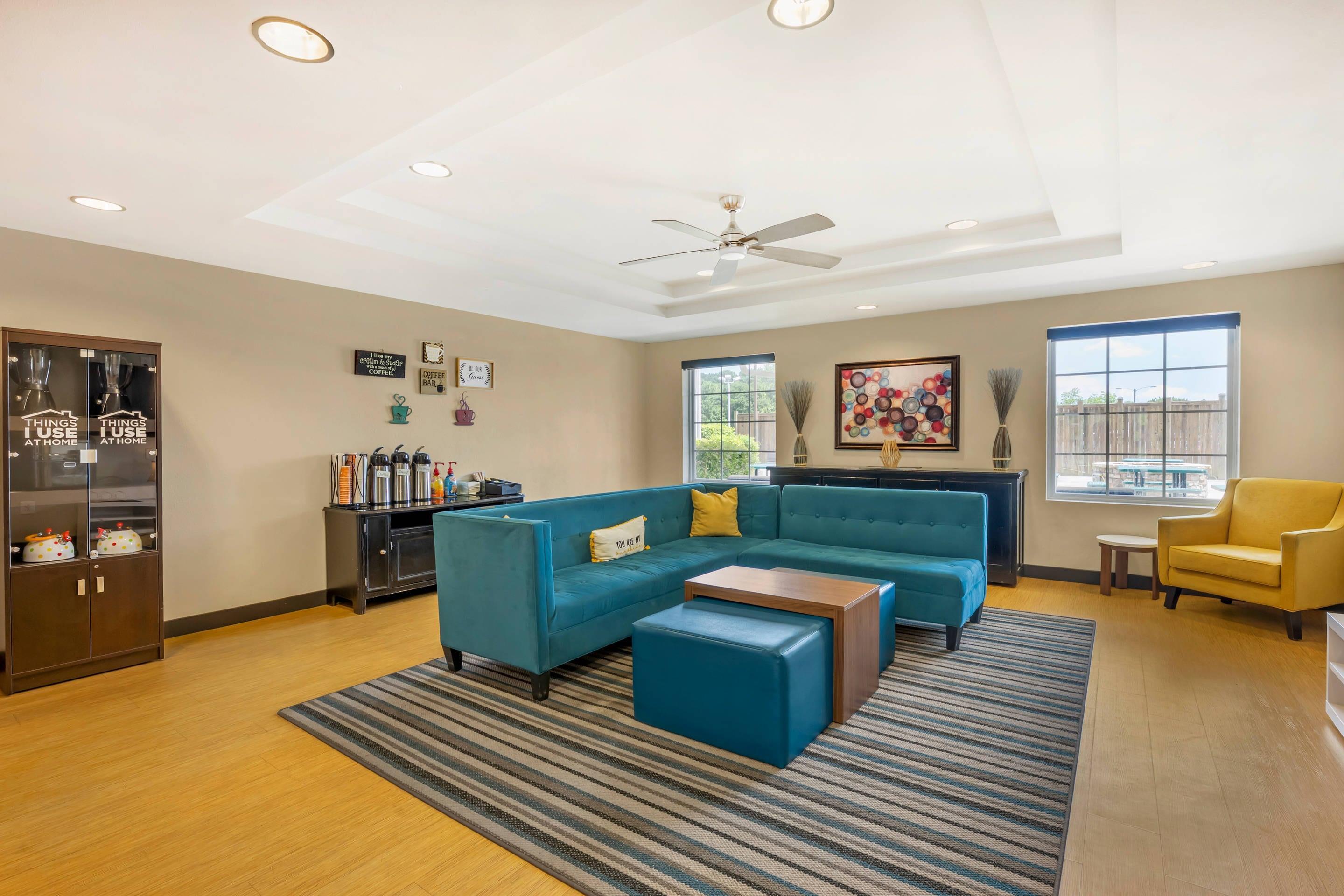 Hotel lobby | MainStay Suites Jacksonville near Camp Lejeune
