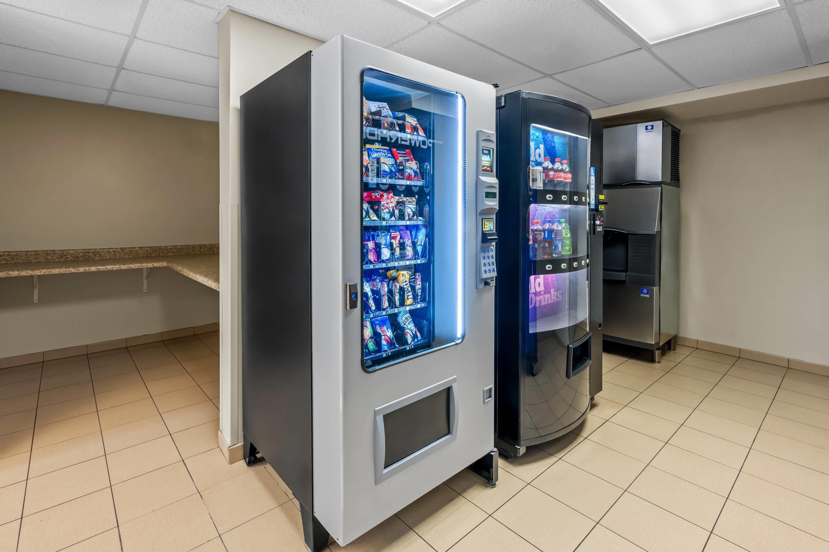 Hotel vending area | Suburban Studios Near Camp Lejeune