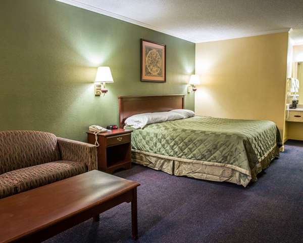  - Rodeway Inn & Suites Plymouth